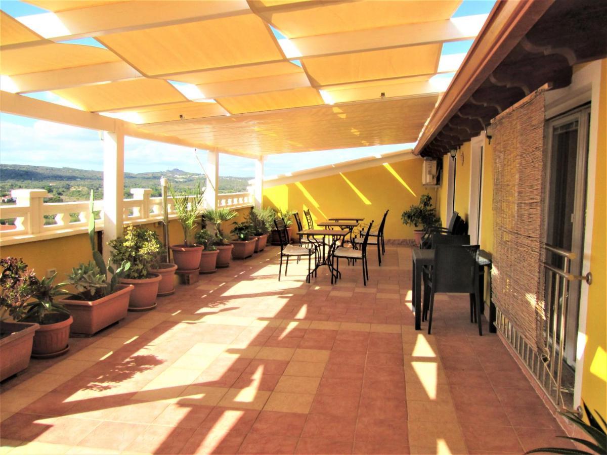 B&B Le Terrazze Isola Di S. Antioco Сант-Антиоко Экстерьер фото