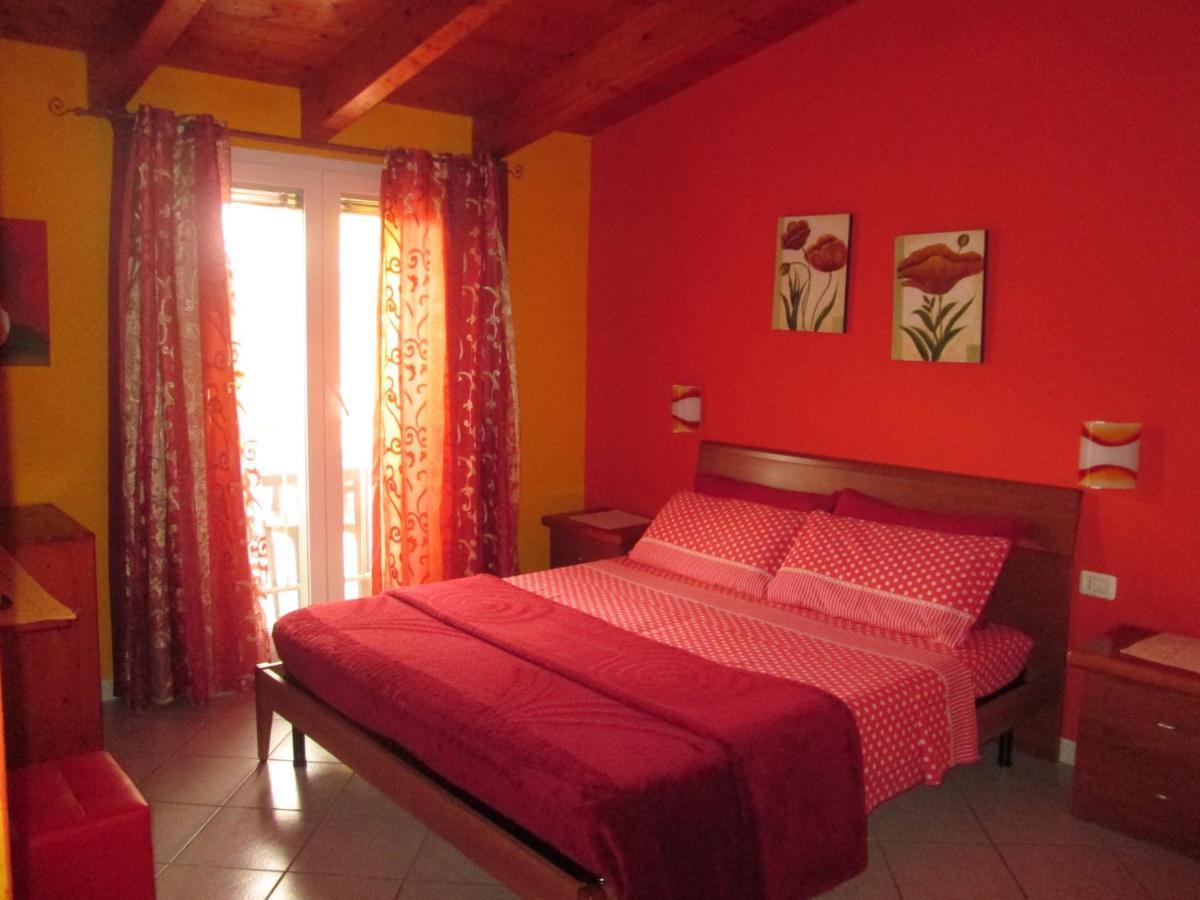 B&B Le Terrazze Isola Di S. Antioco Сант-Антиоко Экстерьер фото