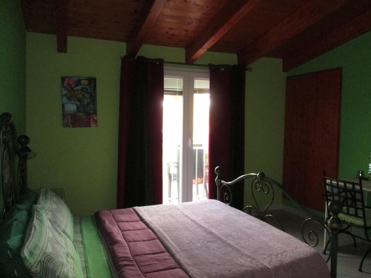 B&B Le Terrazze Isola Di S. Antioco Сант-Антиоко Экстерьер фото