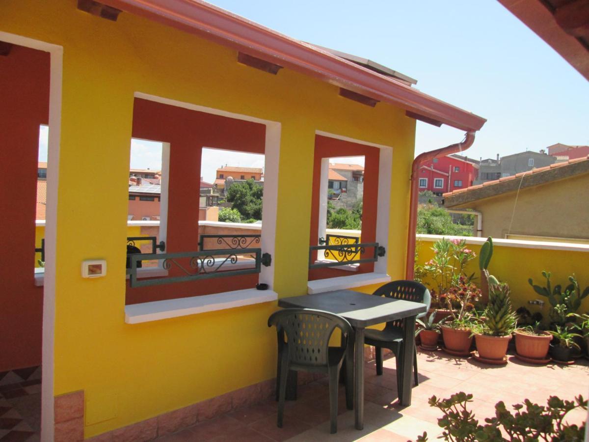 B&B Le Terrazze Isola Di S. Antioco Сант-Антиоко Экстерьер фото