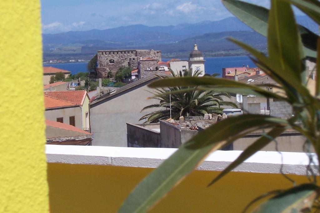 B&B Le Terrazze Isola Di S. Antioco Сант-Антиоко Экстерьер фото