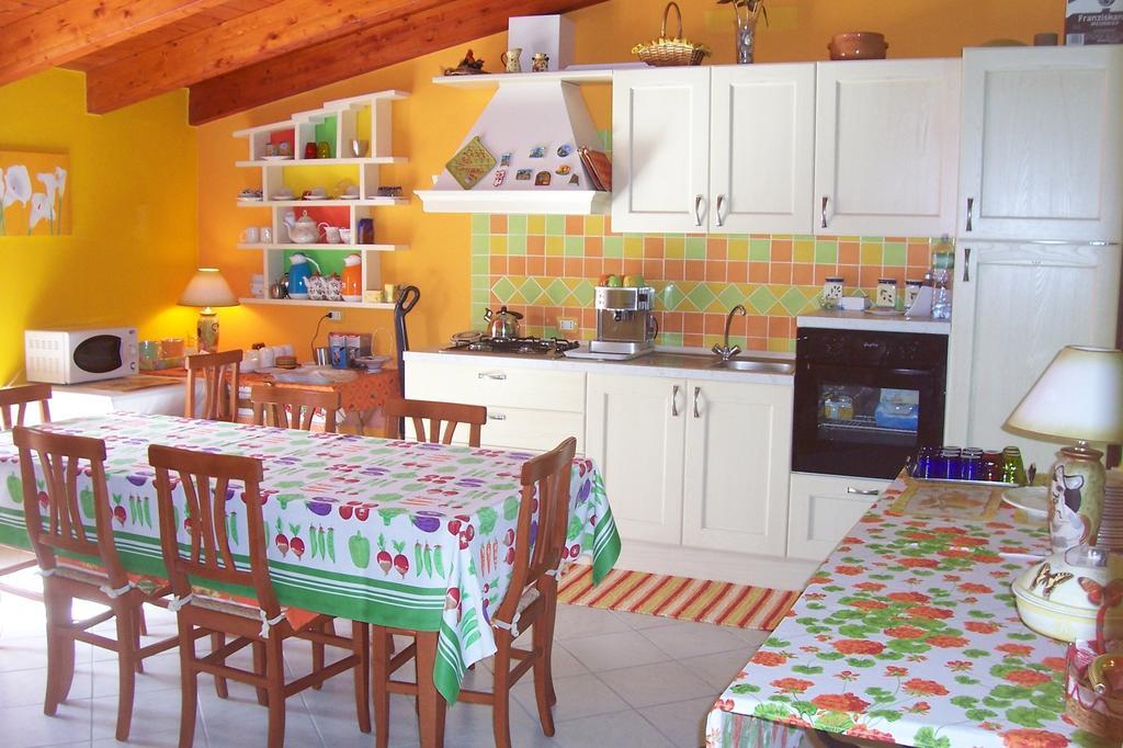 B&B Le Terrazze Isola Di S. Antioco Сант-Антиоко Экстерьер фото